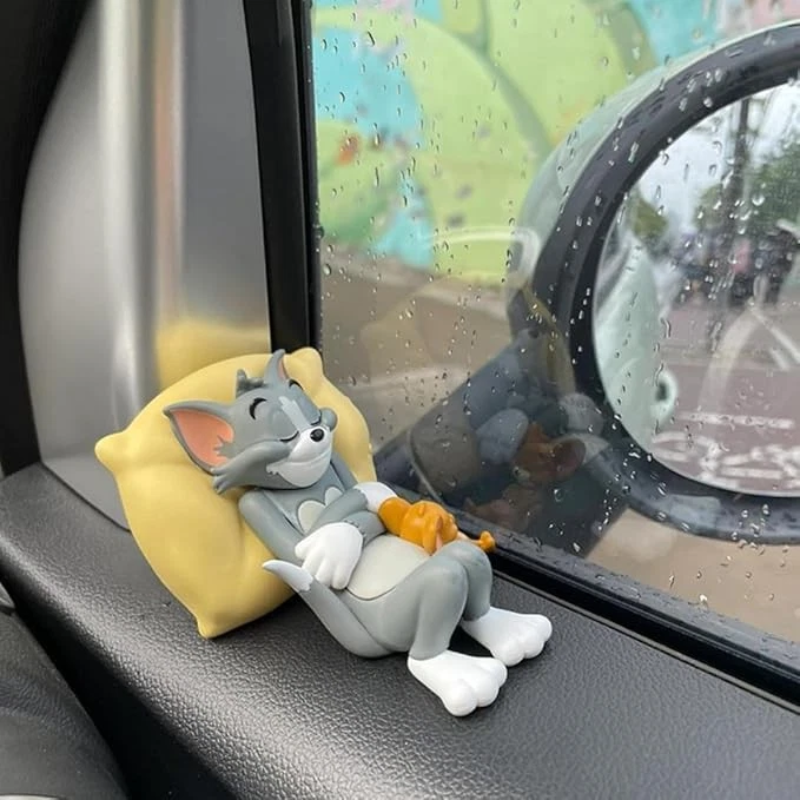 CarCharm 1+1 GRATIS: Tom Und Jerry Verspieltes Armaturenbrett-Ornament