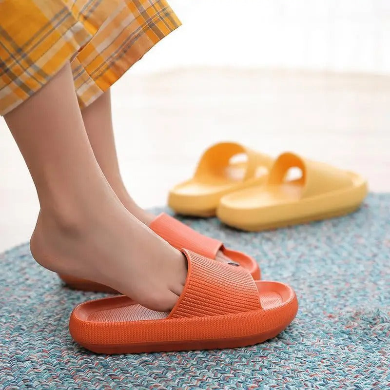 Happy™ ComfySlippers 1+1 GRATIS: Rutschfeste, Superweiche Und Bequeme Hausschuhe