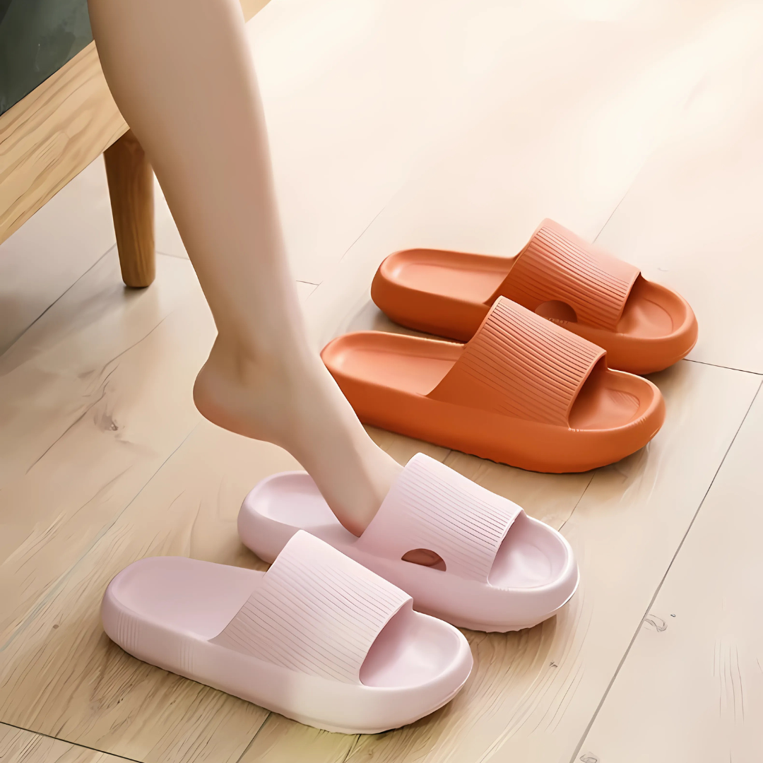 Happy™ ComfySlippers 1+1 GRATIS: Rutschfeste, Superweiche Und Bequeme Hausschuhe